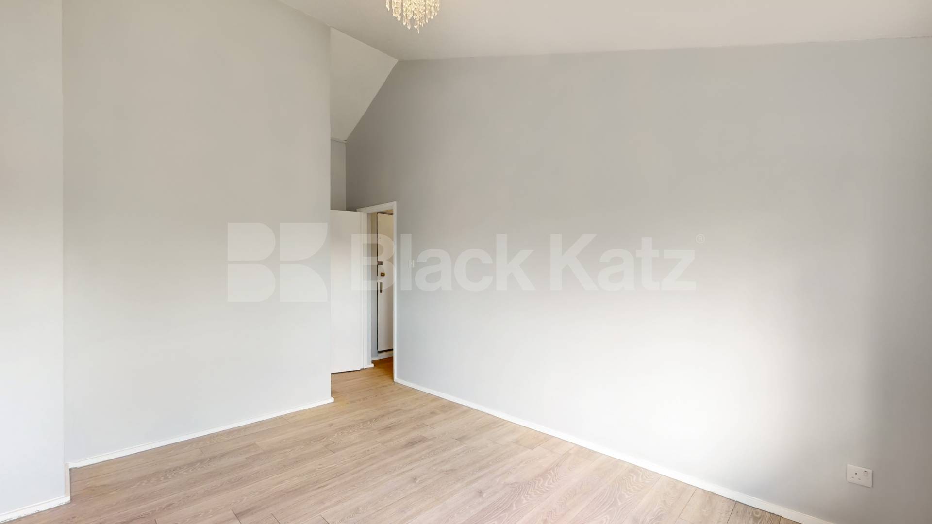 Refurbished 1 bedroom property close to Caledonian Road Tube Bradley Close, Caledonian Road